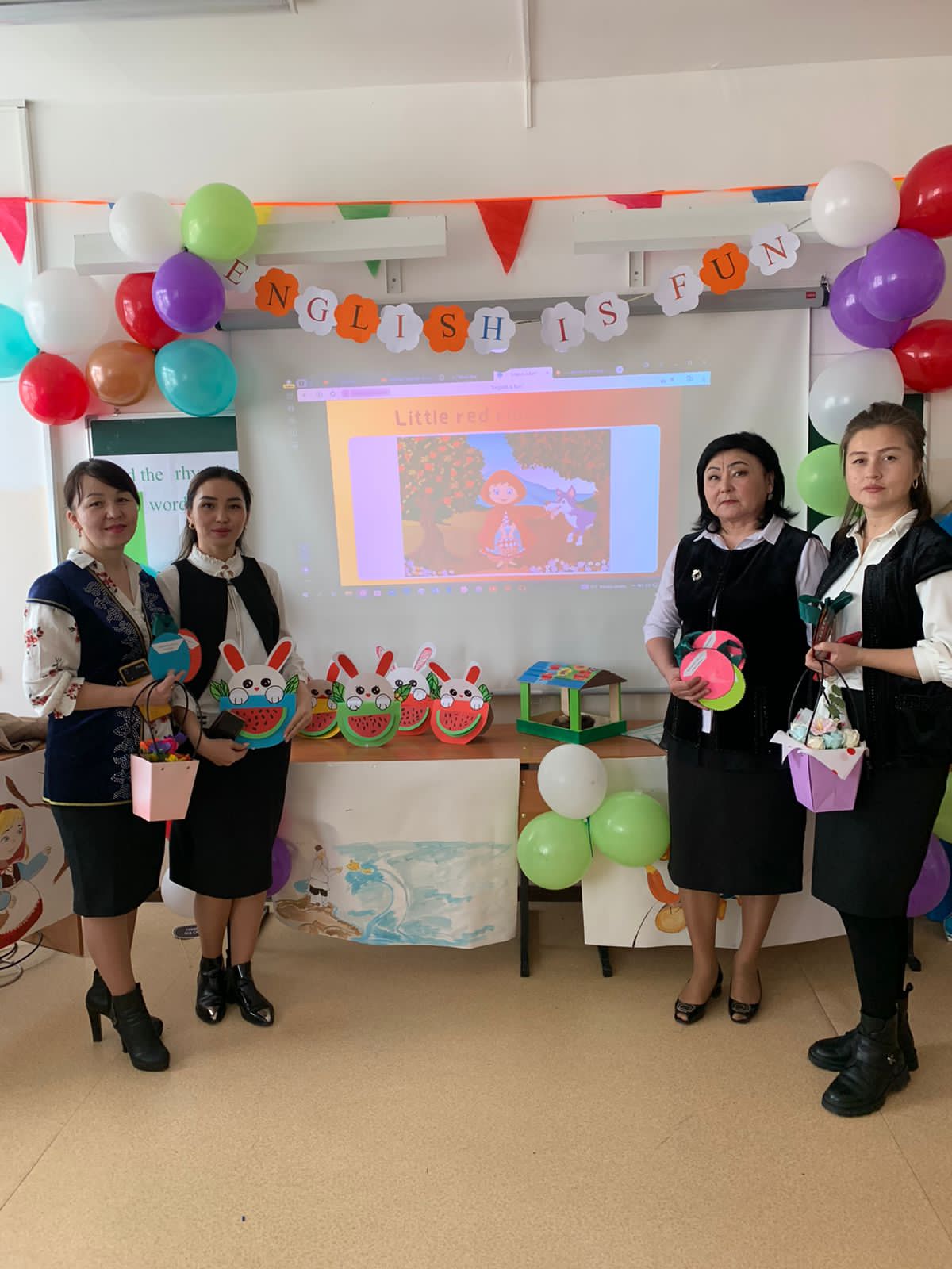 "English is fun" тақырыбында танымдық кеш өткізілді